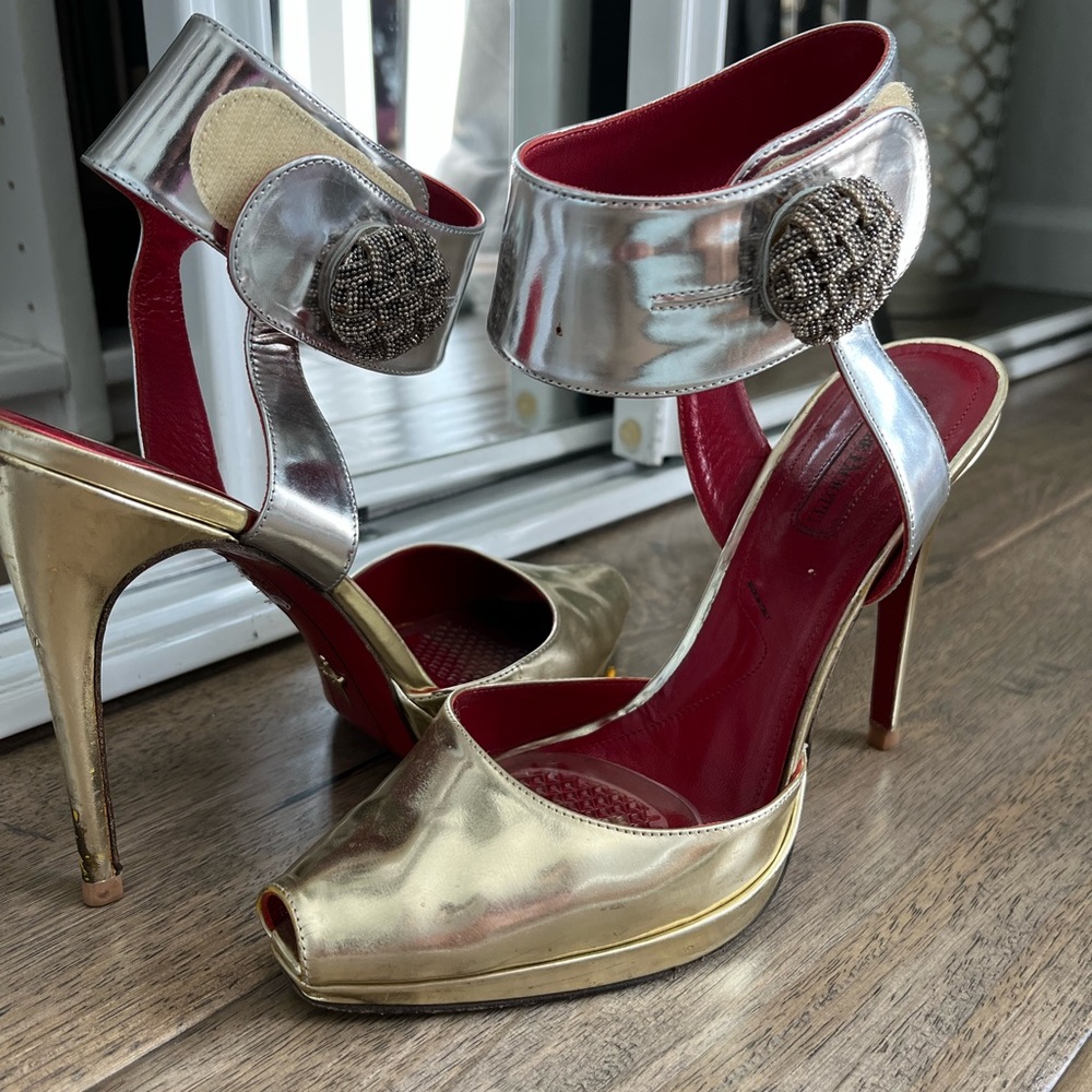 Cesare Paciotti shoes size 38. Beautiful